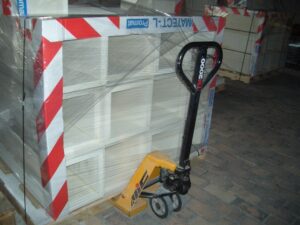 Versand von Zuschnitten, Kabelkanälen, Installationskanälen und Lüftungsleitungen innerhalb Deutschlands und der EU.